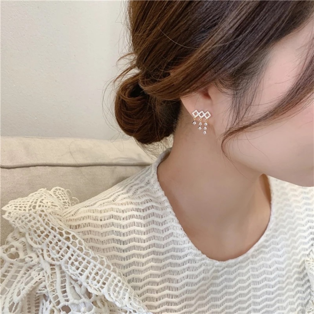 Diamond Shaped Crystal Earrings with Tassels - Picture 3 of 16